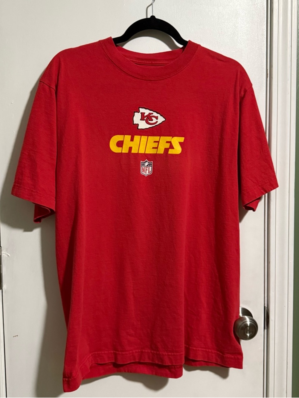 Reebok Kansas City Chiefs Football NFL Short Sleeve T-Shirt Men’s Sz Medium Red